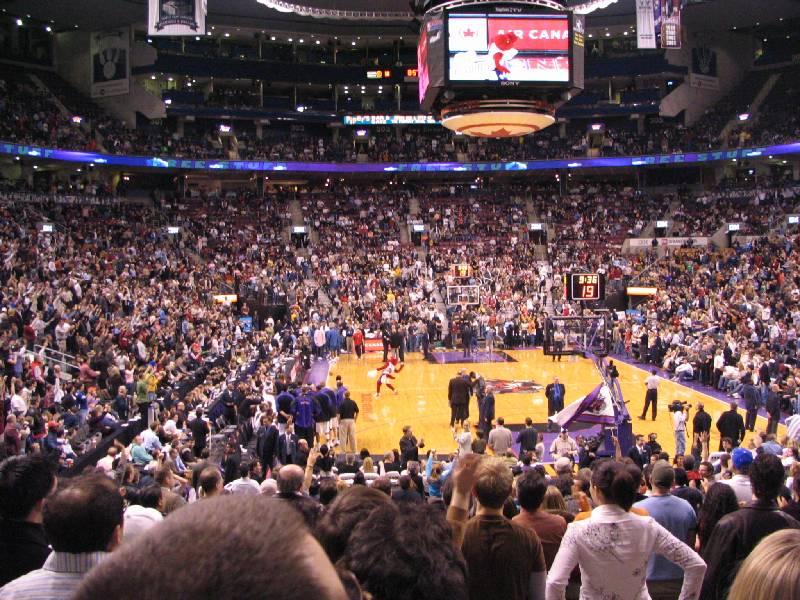 Raptors - 02.04.2005 256.jpg